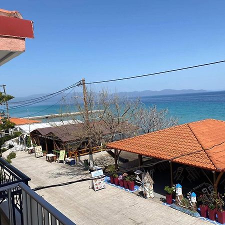 Diolkos Apartement Nea Roda Chambre photo