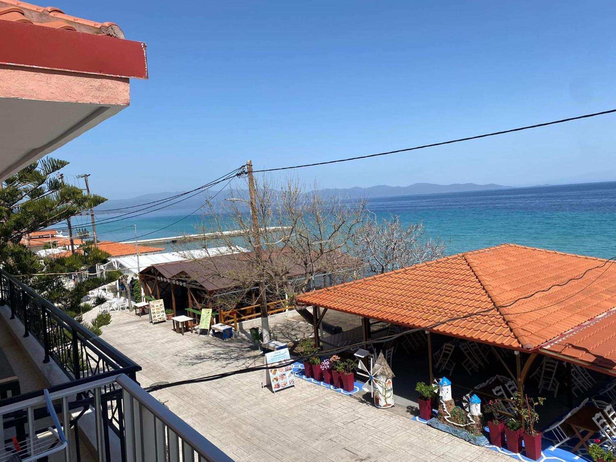 Diolkos Apartement Nea Roda Chambre photo