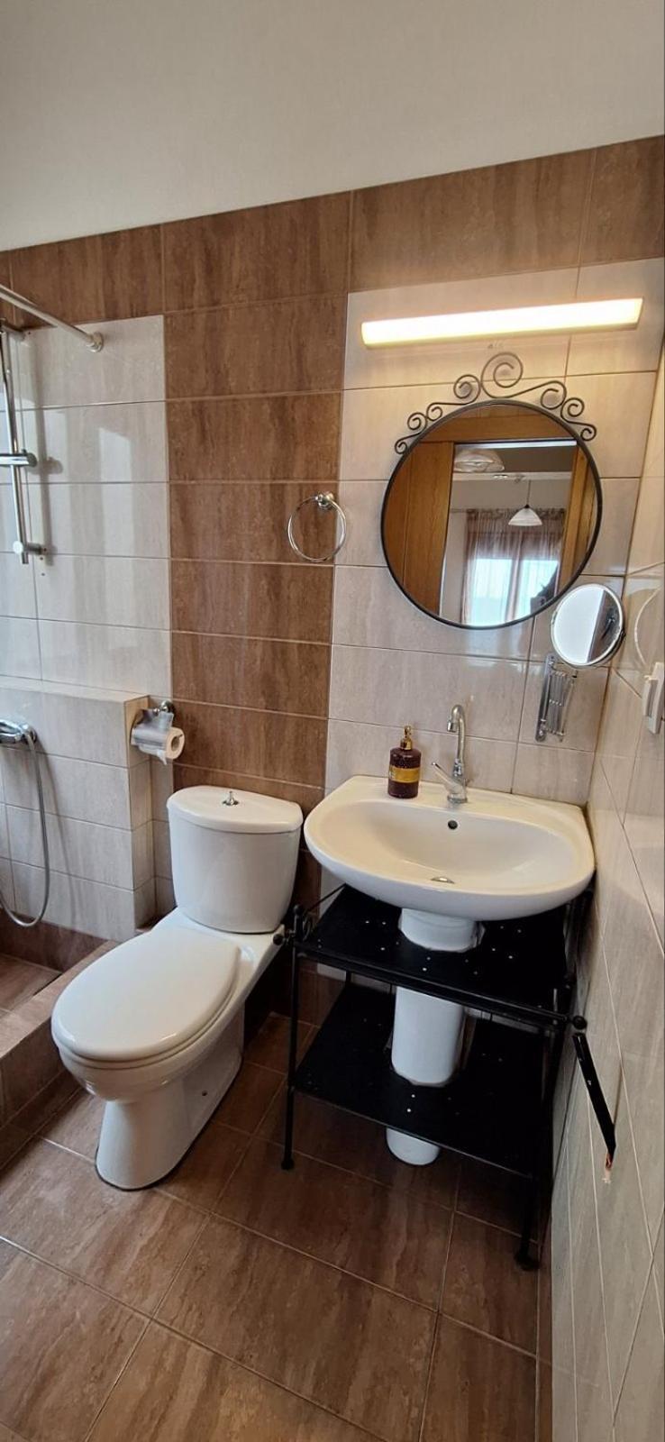 Diolkos Apartement Nea Roda Chambre photo