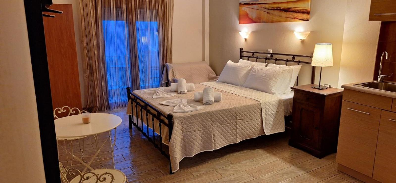 Diolkos Apartement Nea Roda Extérieur photo