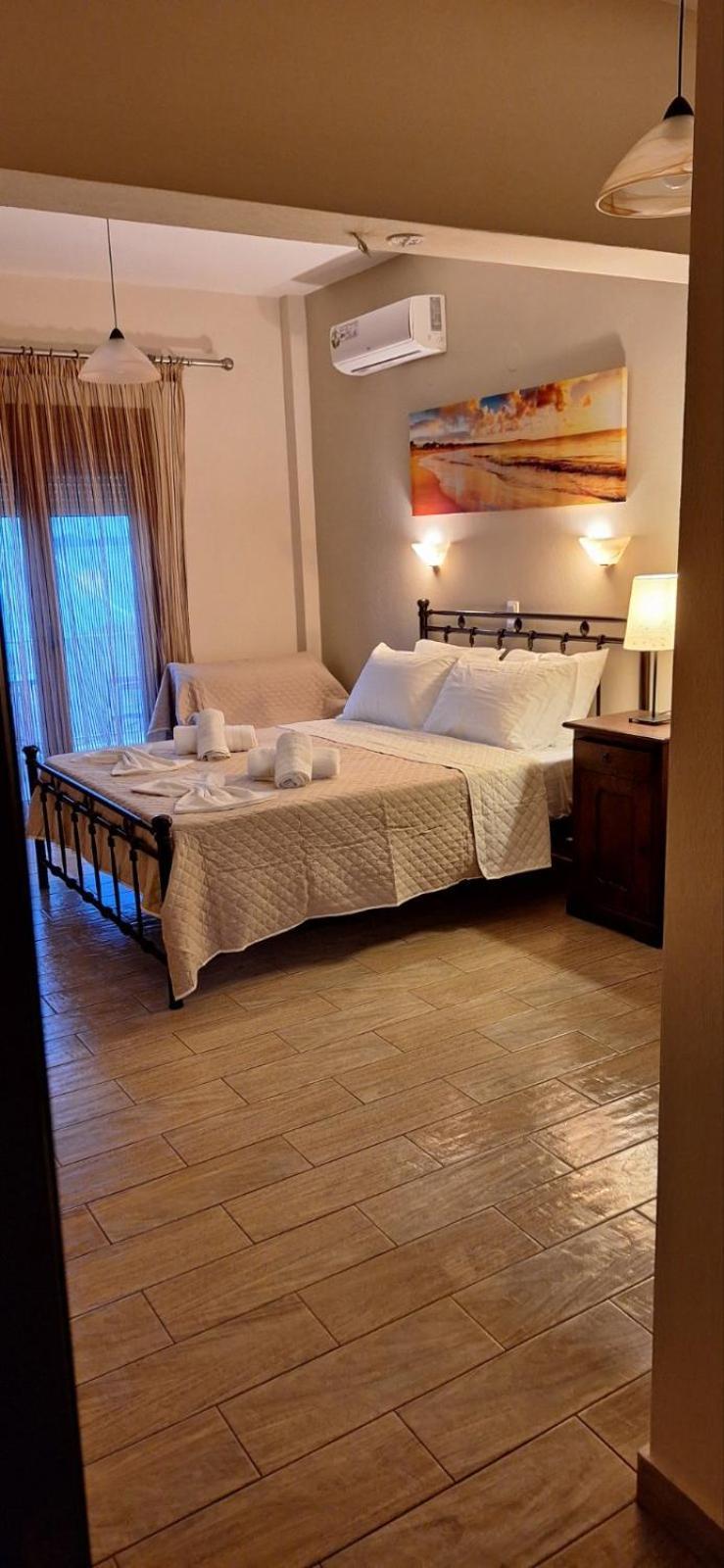 Diolkos Apartement Nea Roda Extérieur photo