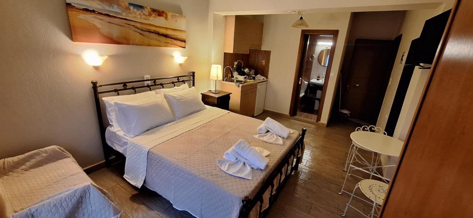 Diolkos Apartement Nea Roda Extérieur photo